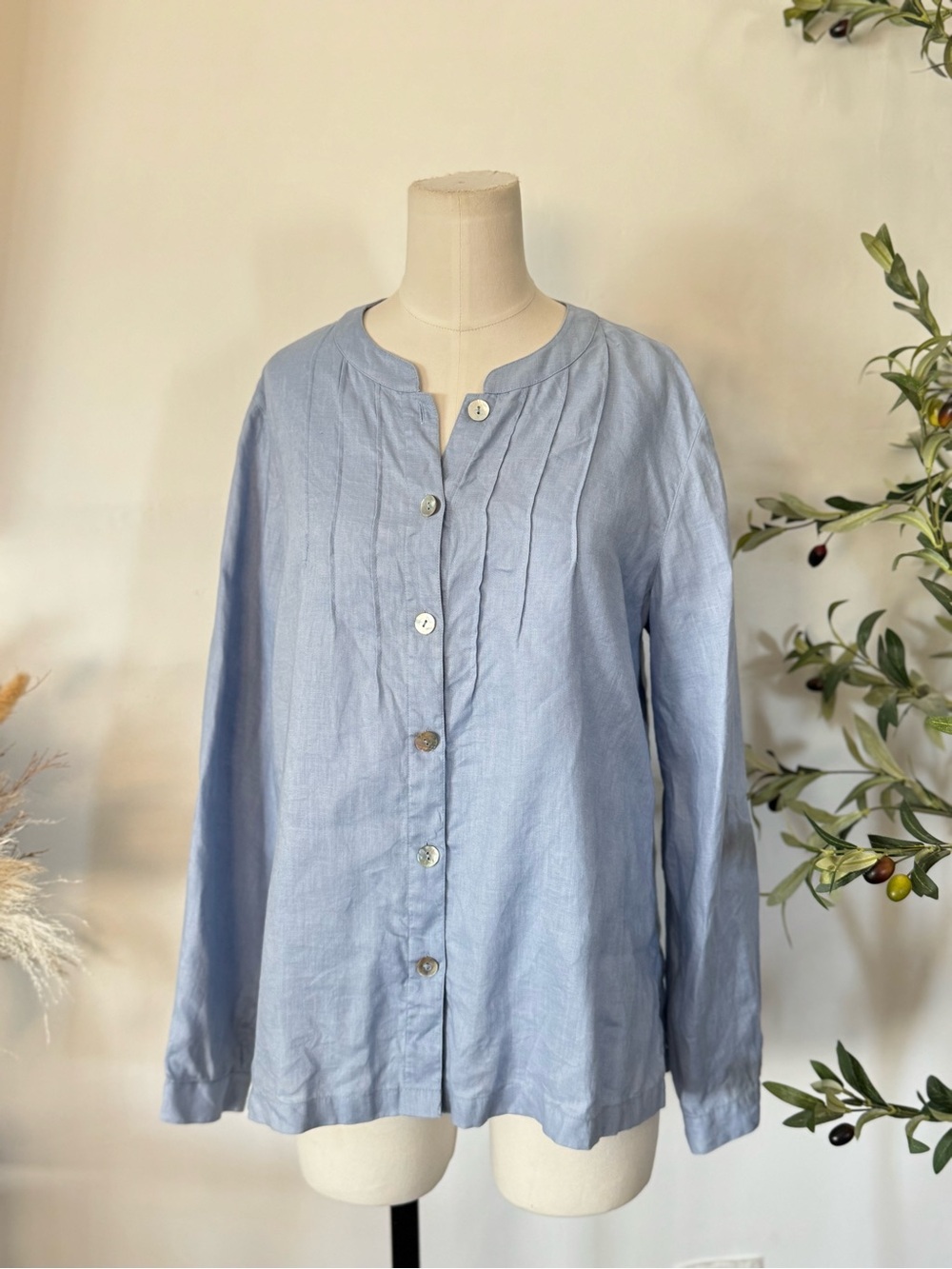 Go Silk Blue 100% Linen Long Sleeve Button-Front Shirt Size M